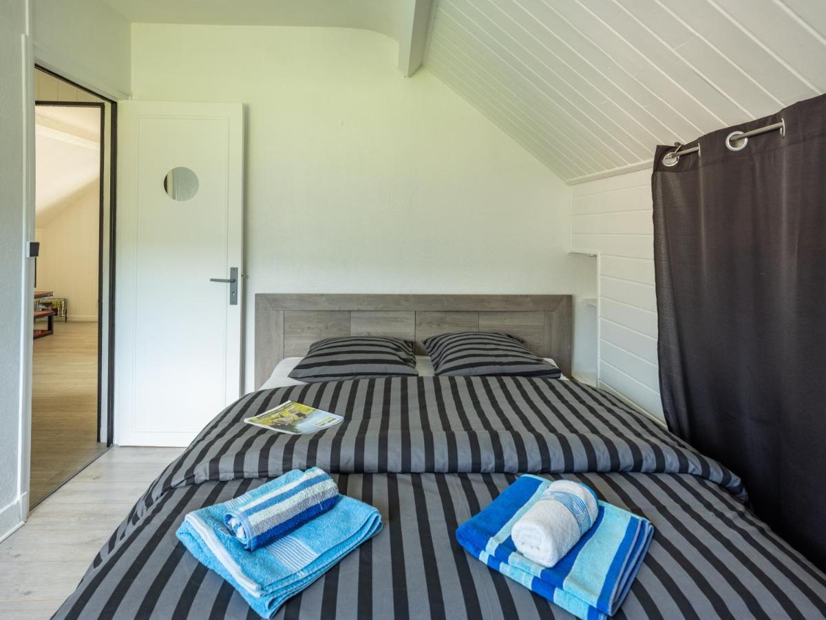 Stunning 4-Bed House In La Bourboule Villa Bagian luar foto